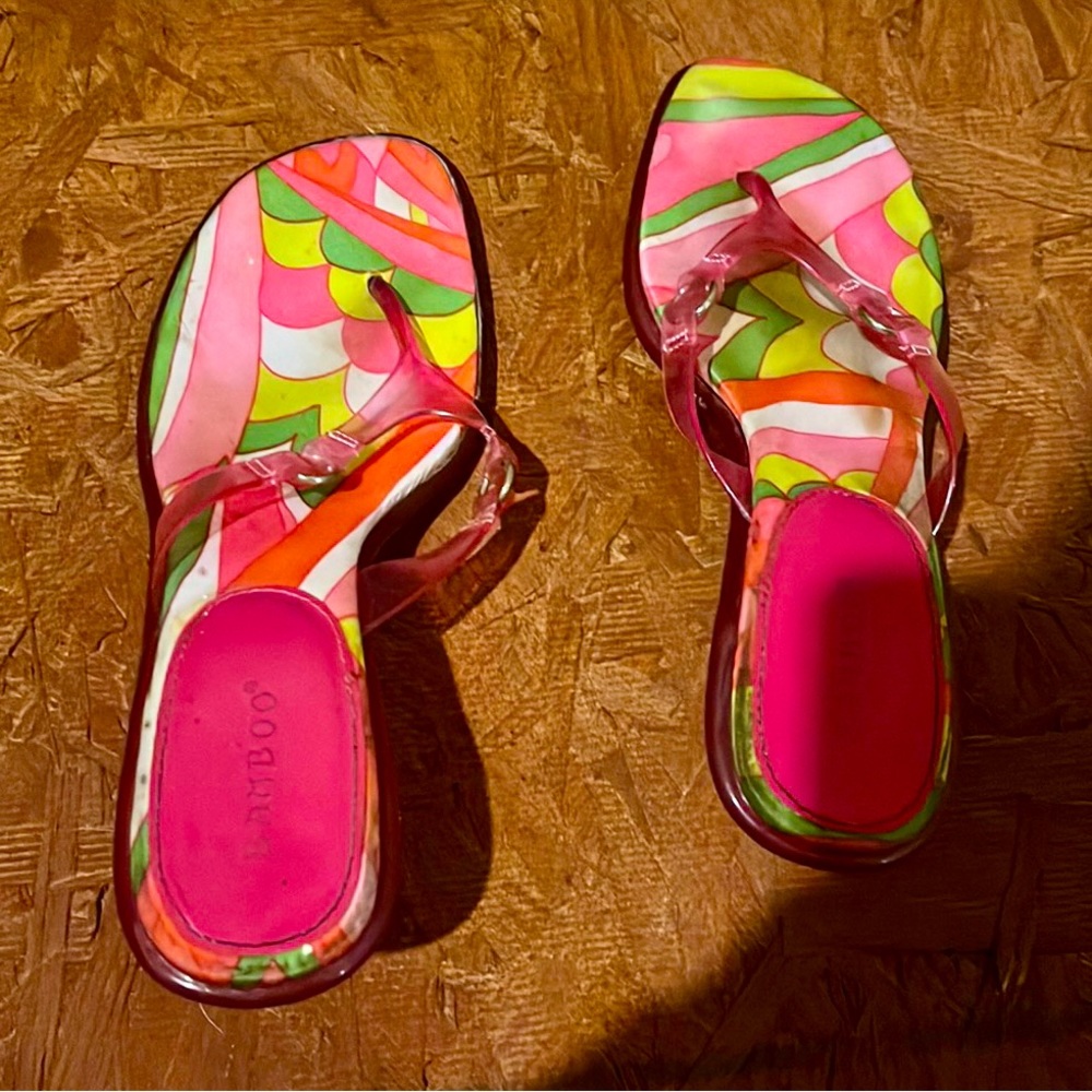 Women’s Retro Heeled Pink Sandals